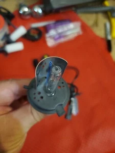  2x XENON H4 9003 HID Bulbs AC 35W Headlight Super Bright Replacement 8k - Picture 1 of 8