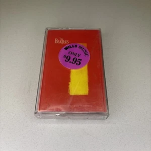 The Beatles 1 Vintage Cassette EMI  1ST ISSUE 2000 MINT CONDITION - Picture 1 of 6