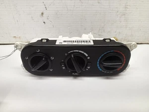 Dash Temperature Control from 2010 Jeep Wrangler 12371096 - Picture 1 of 12