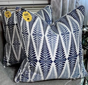 2-NWT CALLISTO HOME DECORATIVE THROW PILLOWS - Picture 1 of 23