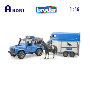 Bruder 1:16 Scale Land Rover Defender Police Vehicle With Horse Trailer Toy - Picture 1 of 2