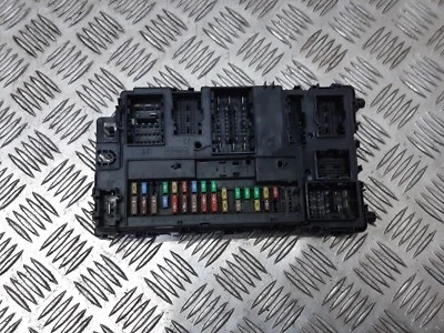 Modulo Di Controllo Carrozzeria Ford Galaxy MK4 HU5T-15604-CFE 2017 - Immagine 1 di 4