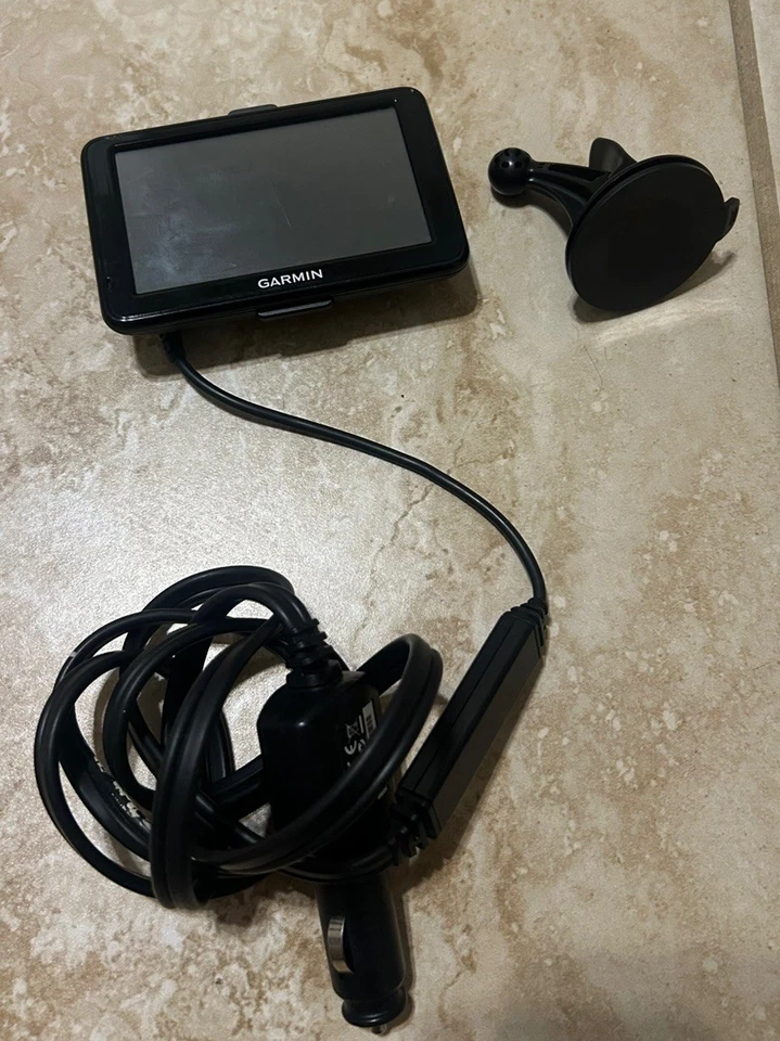 GARMIN NÜVI 2495LM GPS 4.3" BLUETOOTH W/ TRAFFIC RECEIVER PLUG - Image 1 of 4