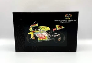 Minichamps 1/12 Model Valentino Rossi Aprilia RSW 250ccm Mugello GP 1999 - Picture 1 of 12