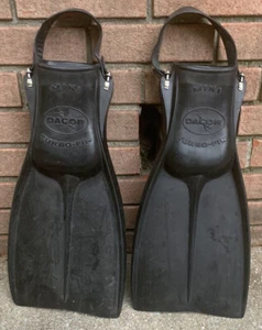 Dacor  Mini Turbo Scuba Diving Swim Fins - Picture 1 of 3