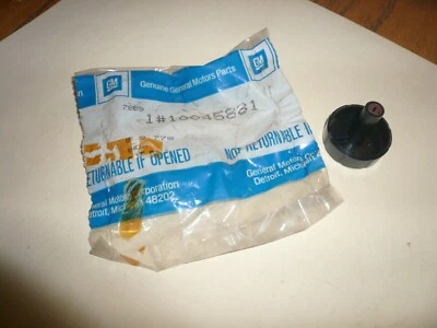  Chevrolet Córcega 1987 perilla de radio GM# 10045881 como nuevo Foto 1 de 2