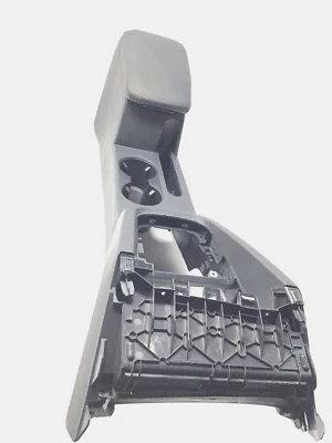 Volkswagen Jetta 2017 consola central delantera negra Foto 1 de 4