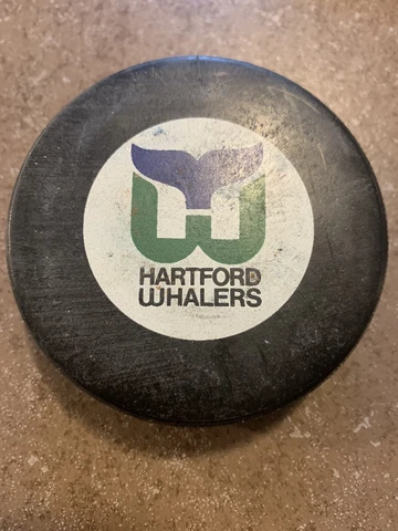 1983 Hartford Official Inglasco NHL Game Puck Vintage Cover