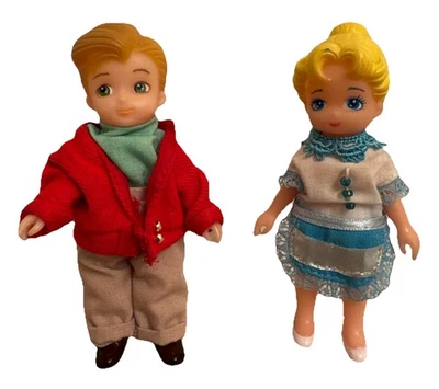 1988 TYCO DIXIE'S DINER DOLLS 3,5" DARREN E PEGGY SUE - Imagem 1 de 4