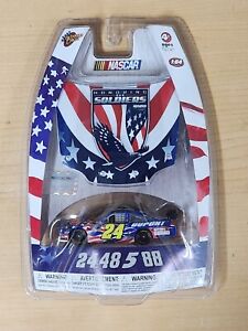 2010 #24 Jeff Gordon Dupont Honoring Our Soldiers COT 1/64 Winners Circle