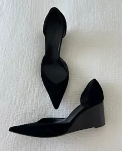 Stunning Balenciaga D'Orsay Wedge Heels Black Suede Size 38.5 - Picture 1 of 14