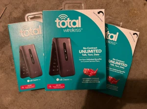 Total Wireless LG Classic Can be used with Tracfone first month free service! - Picture 1 of 3