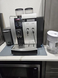 Jura X9 Super Automatic expresso coffee machine commercial - Picture 1 of 1