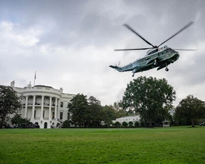 Marine One White House President of the USA POTUS 8x10 Photo Picture Reprint - Picture 1 of 1