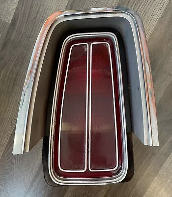1974 - 1976 Chrysler Newport LH Tail Light Assembly {19-184} - Image 1 of 4