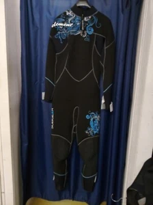 Ladies' 3mm Sub Gear wetsuits - various sizes available - Picture 1 of 1