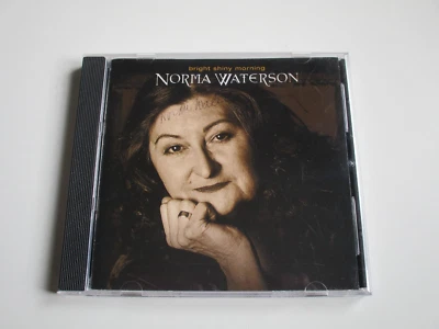NORMA WATERSON - RARE HAND SIGNED CD ALBUM - BRIGHT SHINY MORNING - AUTOGRAPHED - Image 1 of 4