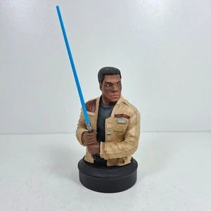 Finn soldado Imperial Resistencia busto figura Star Wars Guerra Galaxias Altaya - Imagen 1 de 3