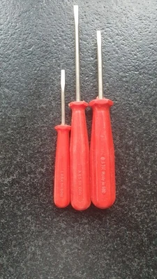 Schraubendreher Schraubenzieher A0,4 A0,5 A0,6  Smalcalda DDR Werkzeug neuwertig - Image 1 of 4