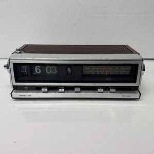 Vintage 80’s SOUNDESIGN Flip Clock AM/FM Radio Alarm #3566C - Picture 1 of 11