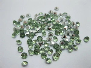 5000 Diamond Confetti 4.5mm Wedding Party Table Scatter-Green - Picture 1 of 2