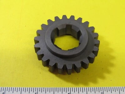 SUZUKI 68 T305 69 TC305 NOS OEM 22T 4ª CAJA DE TRANSMISIÓN 24341-18001 jh Foto 1 de 4