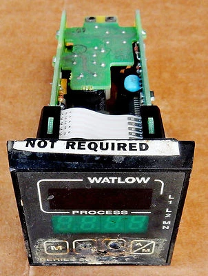 WATLOW Controls 965 Series 965A-3KK0-00RG For Parts - Image 1 of 4