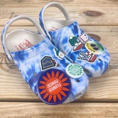 Levi’s x Crocs Unisex-Adulto Clásico Tie Dye Para hombres y Mujeres Exclusivo Jibbitz Foto 1 de 4