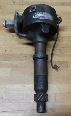 Buick Roadmaster 1953, Super 322ci 5,4 L V8 distribuidor usado 1110827 fecha 3C9 Foto 1 de 4