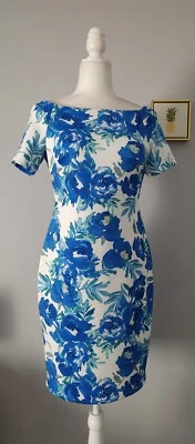 Calvin Klein Women dress  Size 6  Boat Neck Short Sleeves White And Blue Floral  - Image 1 of 4