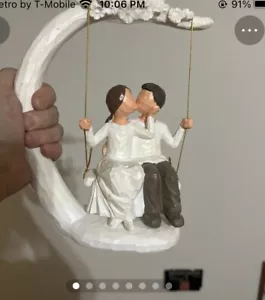 Vosarea Beautiful Statue Of Two Lovers On A Swing 9 Inches Inches Vintage - Picture 1 of 9