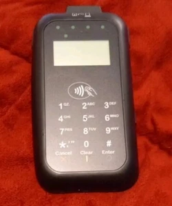 VeriFone VX600 CC Reader (PARTS ONLY) TURNS ON! HAS TAMPERED CODE SHOWING - Picture 1 of 4