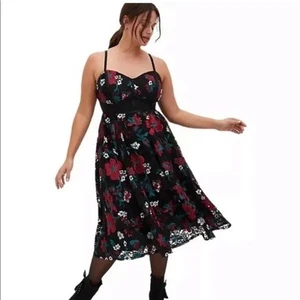Torrid Black Floral Embroidered Lace Dress – NWT – Size 18 - Picture 1 of 8