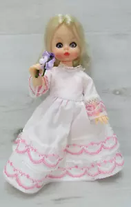 VINTAGE 7.5" DOLL by SYMBOL OF QUALITY Made in Hong Kong Blonde Holding Flower - Picture 1 of 16