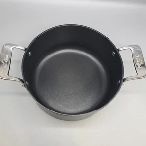 All-Clad Essentials Antihaft 4 Quart Suppentopf ohne Deckel - Bild 1 von 7