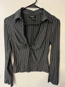 Express Button Down gestreiftes Hemd, schwarz-weiß, klein - Bild 1 von 5