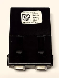 TOYOTA 85532 0E070 PA6+GF15 USB Type C Socket Charger 2016-2 - Picture 1 of 4