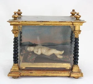 antique early 18th C. religious Shrine, wax Holy Child Jesus, glass wood vitrine - Bild 1 von 10
