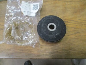 Arbusto delantero de hoja trasera Maxus Maxus C00085986 - Imagen 1 de 3