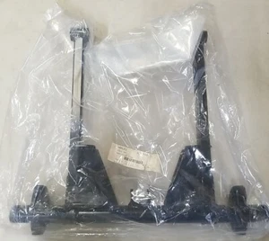 NEW OEM ARCTIC CAT FRONT ARM BLACK 0704-353 ARTIC - Picture 1 of 3