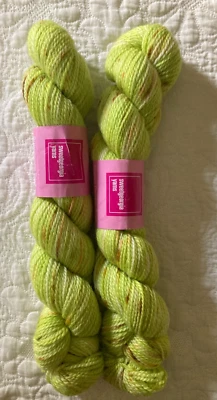 LOTE DE 2 Hilos Dulces Georgia Pintados a Mano Speed Demon SW "Sauce" Verde Pálido Foto 1 de 3
