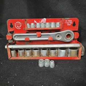 1940er Western Auto 19 Stück 1/4 - 1/2" Antrieb Steckschlüssel Wandmontage Werkzeug Set 2914 - Bild 1 von 12