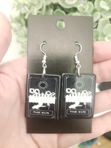 Alternative horror Halloween jewellery earrings witch TAROT CARD The Sun - Picture 1 of 1