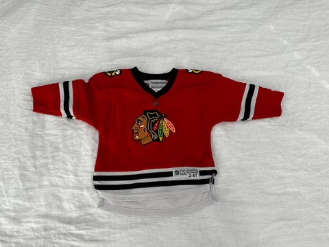 Chicago Blackhawks NHL  Hockey Jersey Toddler  2t - 4t Patrick Sharp #10 Cover