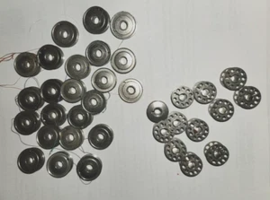 Lot of 35 Assorted Vintage Metal Sewing Bobbins - Picture 1 of 1