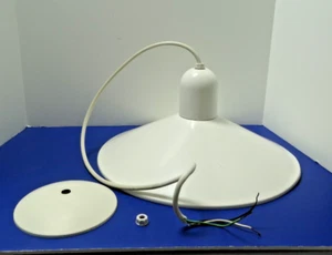 Weiße fliegende Untertasse UFO hängende MCM Lampe Pendelleuchte 1989 ~ 16" Durchmesser - Bild 1 von 16