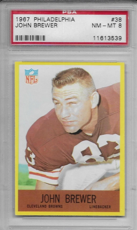 1967 PHILADELPHIA FOOTBALL John Brewer #38 PSA 8 NM-MT Cleveland Browns - Image 1 of 2