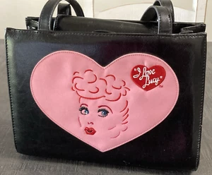 I Love Lucy Bolso de Mano Cartera Bolso Negro Rosa Rojo Corazón Bordado Desi & Lucy - Imagen 1 de 14