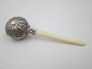 Vintage Sterlingsilber Baby Rassel mit filigraner Kugel 1970er SPANIEN - Bild 1 von 6