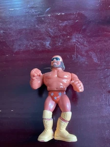 Macho Man Randy Savage WWF WWE Hasbro Serie ~ - Bild 1 von 3